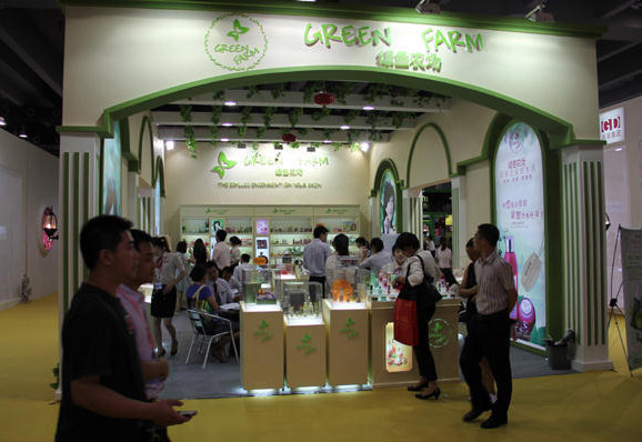 绿色农场-广州美博会展台设计