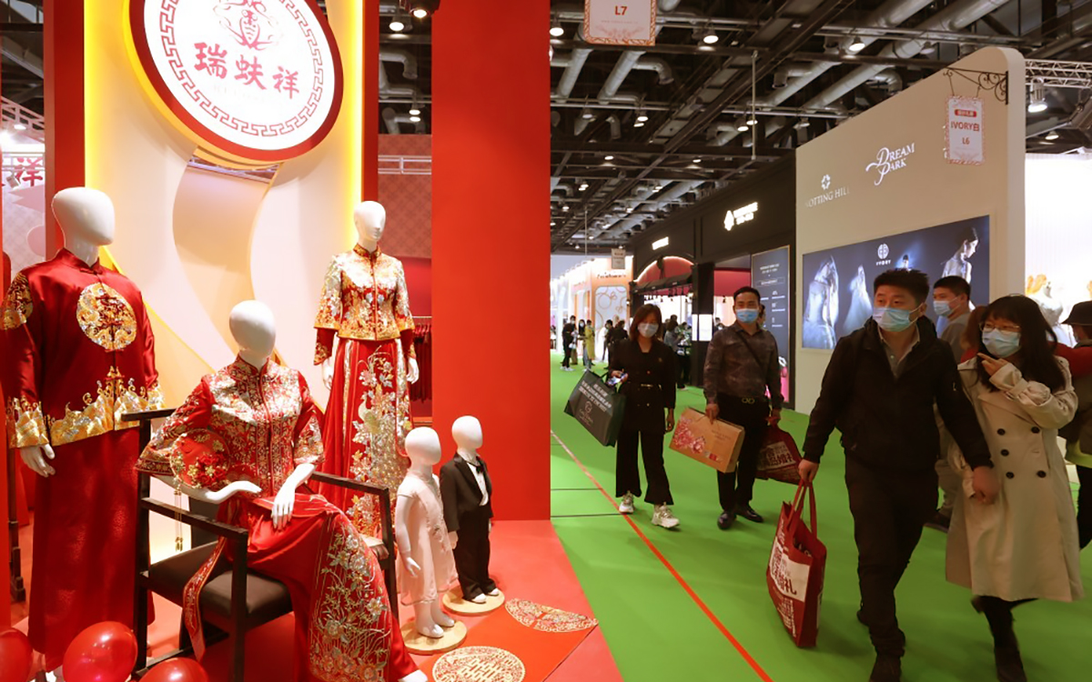 北京婚博会展台设计装修：打造浪漫吸睛的婚礼空间