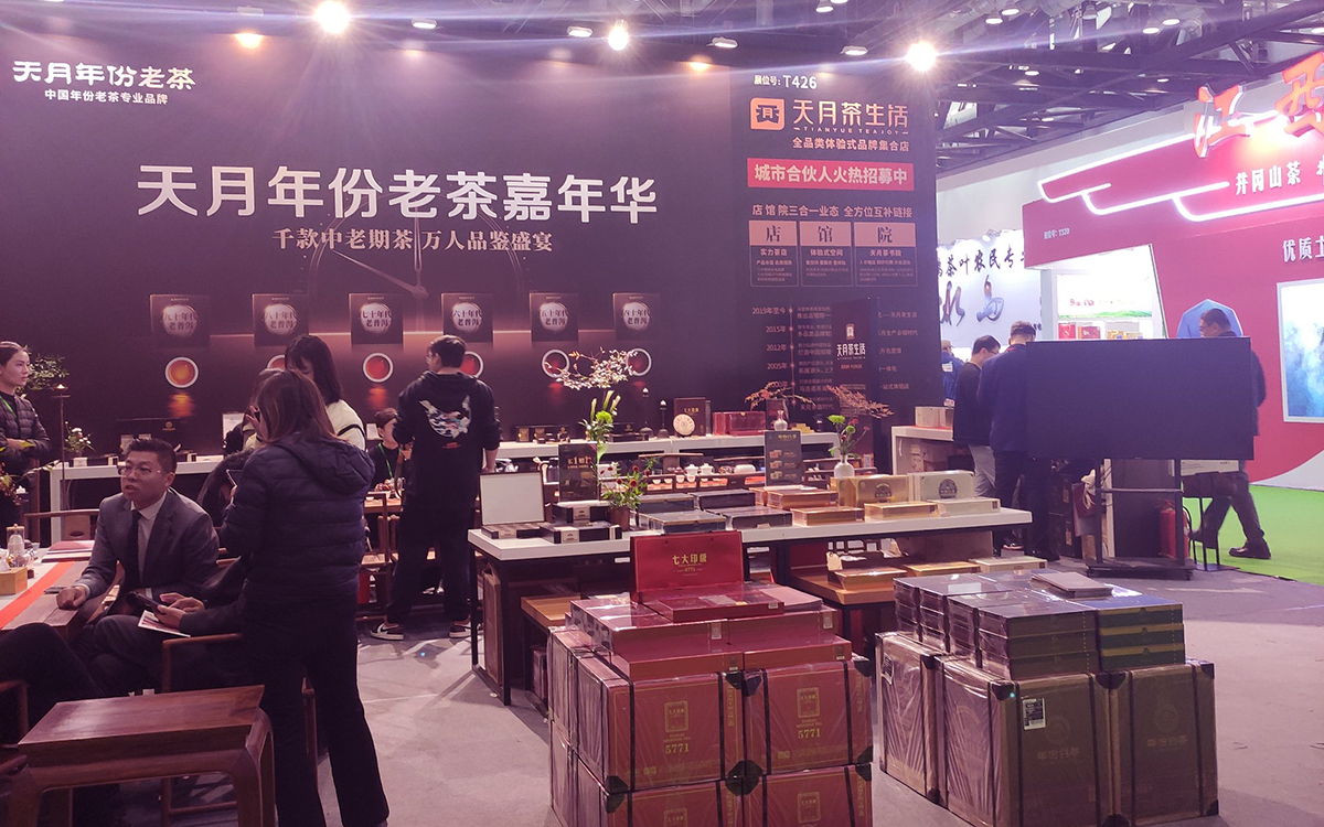 上海进博会展台设计搭建公司用设计语言讲好故事，抓住观众眼球