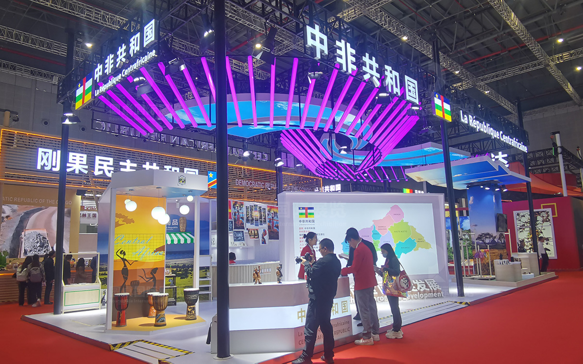 大型展位搭建效果图的落地现场实拍 大型展位搭建效果图的落地现场实拍