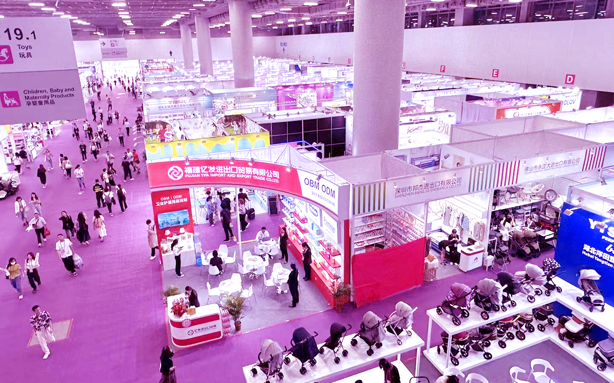 在展览展示布置的过程中，快速解决突发问题