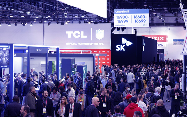 在上海展位设计装修中，如何选易清洁的展示道具？