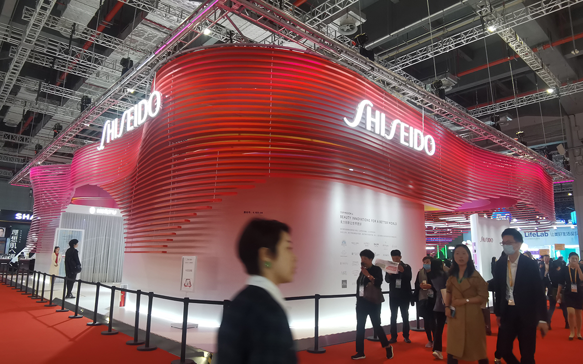 在广州展位策划中，用试用体验促成购买决策