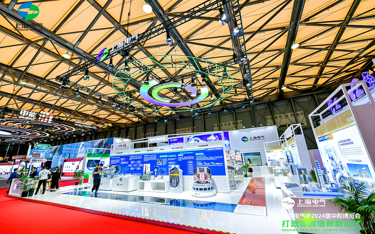 厨具展位设计搭建策略:用木格栅打造通透展示空间 厨具展位设计搭建策略:用木格栅打造通透展示空间